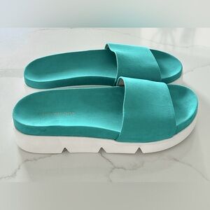 𝅺STUART WEITZMAN Size 7.5 Landslide Suede Slide Sandals Blue/Green